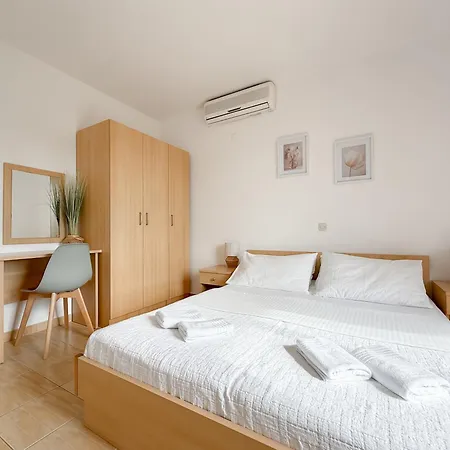 Apartment Beach Bucina