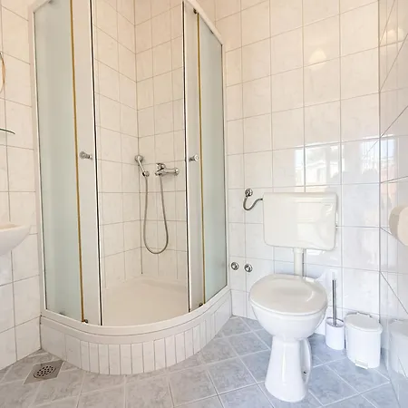 Apartment Beach Bucina Baska Voda