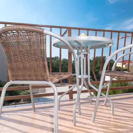 Apartment Beach Bucina