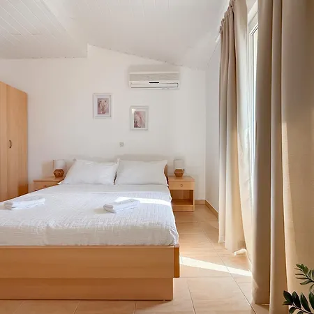 Apartment Beach Bucina
