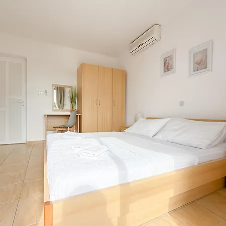 Apartment Beach Bucina Baska Voda