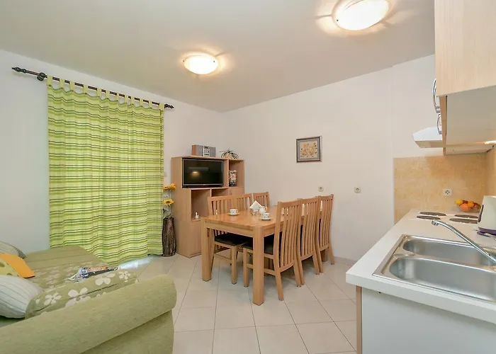 Beach Bucina Апартаменты